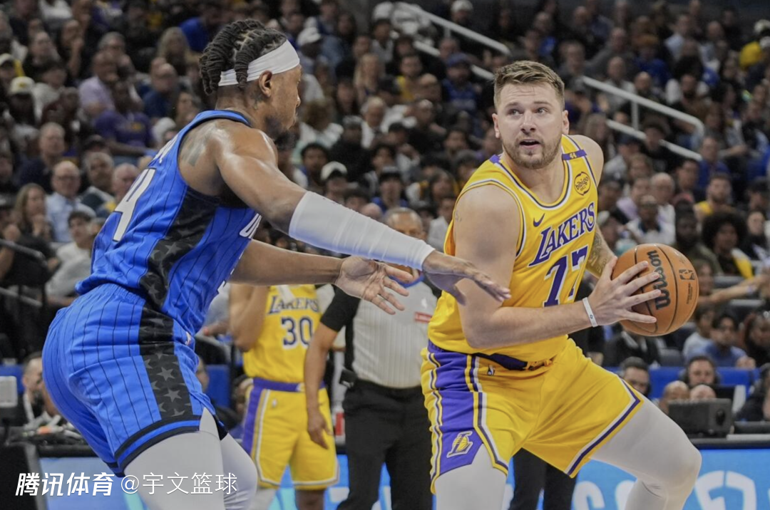 太阳主场击败魔术，反弹获胜