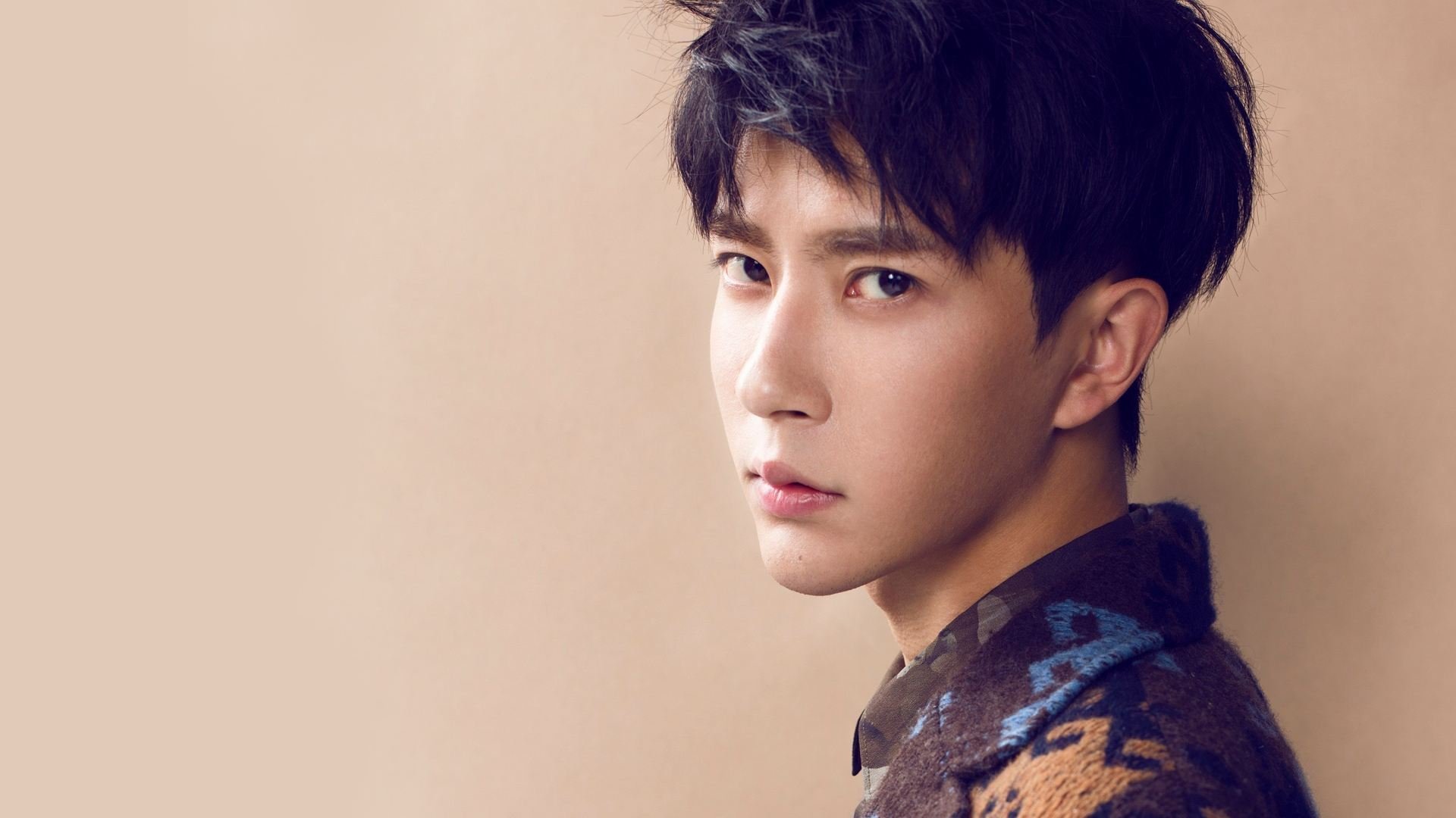 夜空与球场,两个世界的史诗一夜