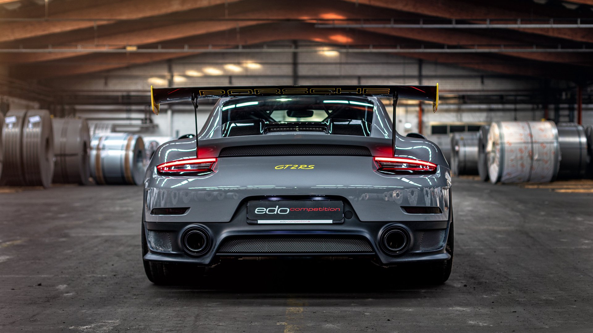 利拉德50分点燃雄鹿,尼克斯窒息防守碾碎绿军,东部格局一夜颠覆?