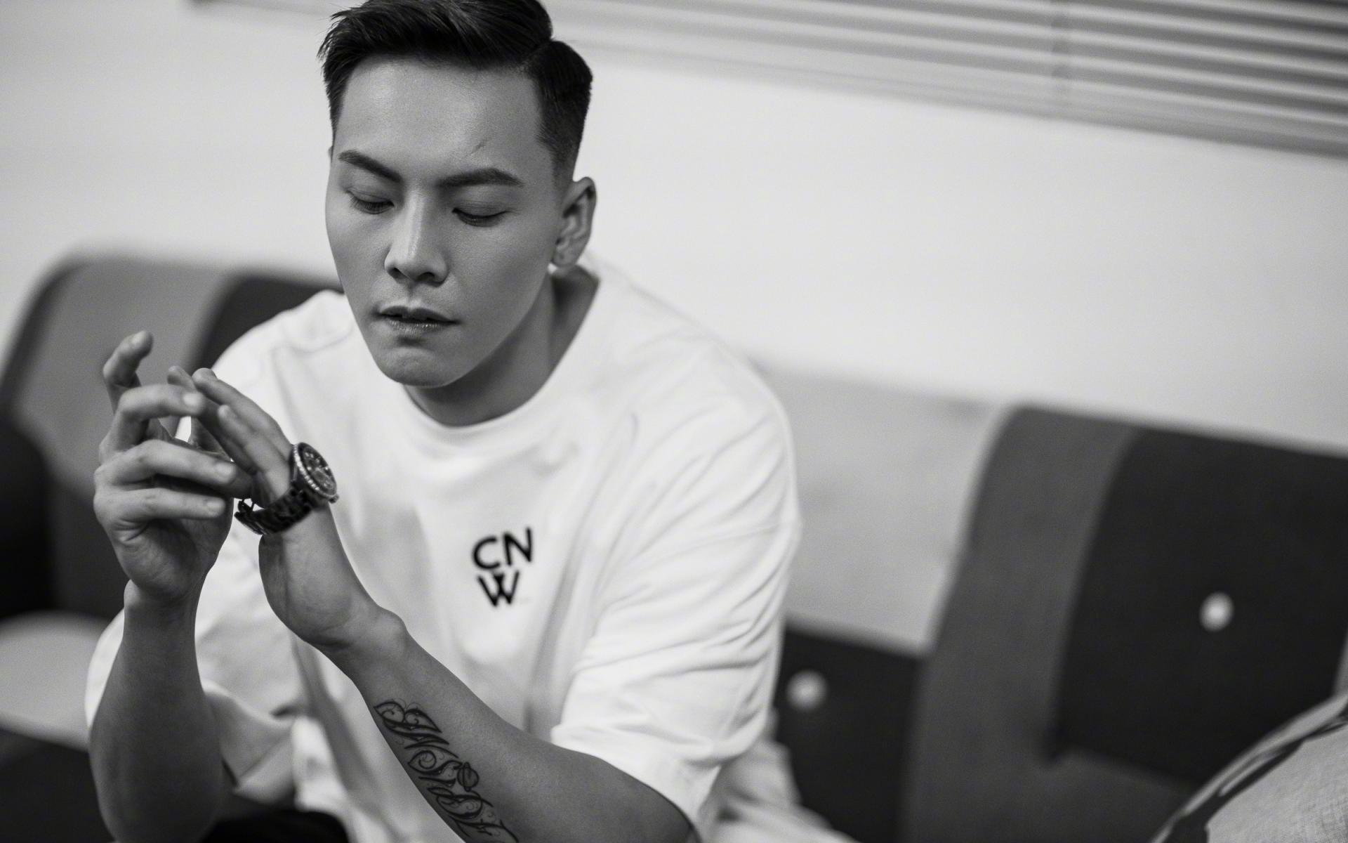 开云体育入口-马丁内利双响引爆全场，德国战车3-0轻取多特蒙德