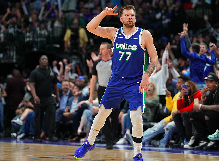 开云体育官网-小贾伦爆发，独行侠末节带走骑士